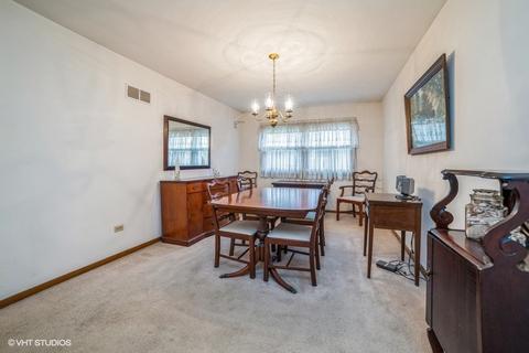 1208 Ridgeway Dr, Elgin, IL 60123 photo 3