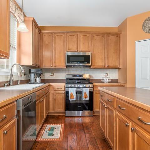 2016 Fairfield Dr, Plainfield, IL 60586 photo 6