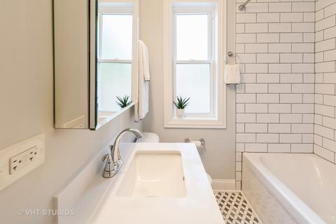 296 E Burlington St, Riverside, IL 60546 photo 9