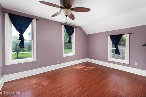 316 E Division St, Lockport, IL 60441 photo 11