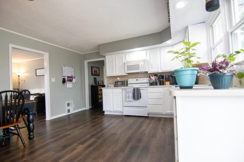 651 E 4th St, El Paso, IL 61738 photo 9