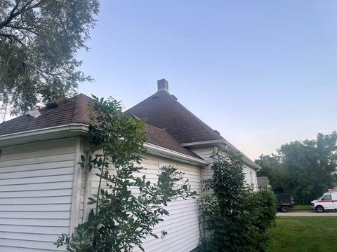 404 E Grove St, Champaign, IL 61820 photo 5