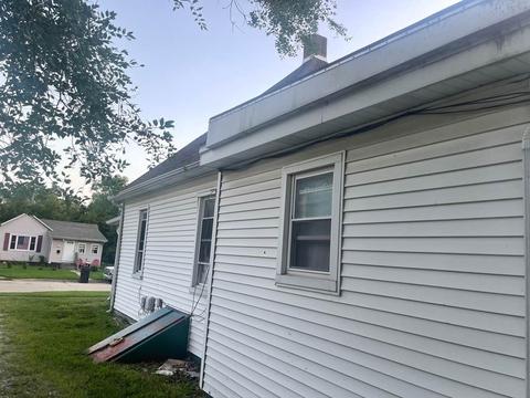 404 E Grove St, Champaign, IL 61820 photo 6