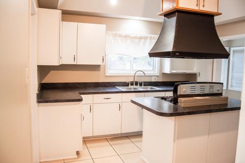 897 S Poplar Ave, Kankakee, IL 60901 photo 14