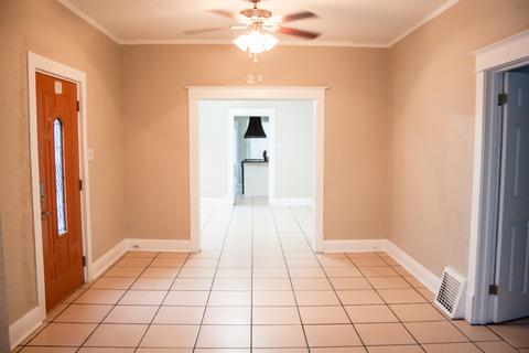897 S Poplar Ave, Kankakee, IL 60901 photo 7