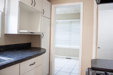 897 S Poplar Ave, Kankakee, IL 60901 photo 17