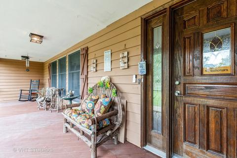 2511 W Wright Rd, Mchenry, IL 60050 photo 2