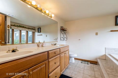 2511 W Wright Rd, Mchenry, IL 60050 photo 14