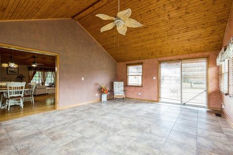 2511 W Wright Rd, Mchenry, IL 60050 photo 8