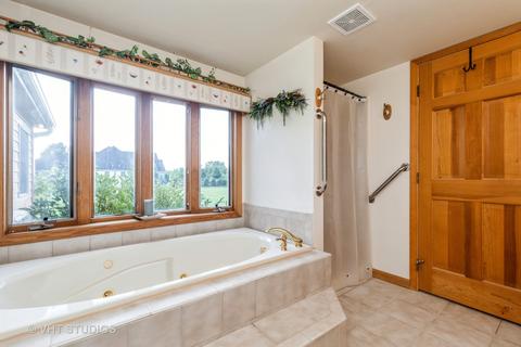 2511 W Wright Rd, Mchenry, IL 60050 photo 15