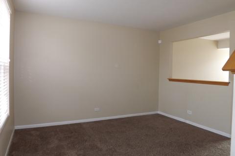 1773 Simms St, Aurora, IL 60504 photo 2