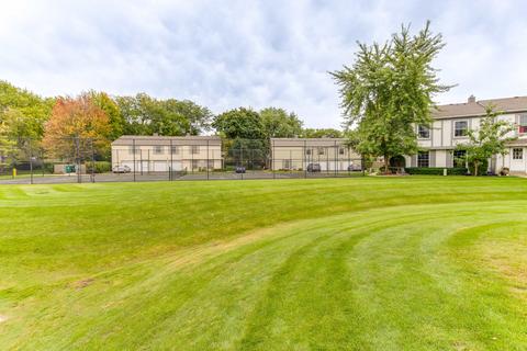 1135 Mount Vernon Ct #E, Wheaton, IL 60189 photo 5