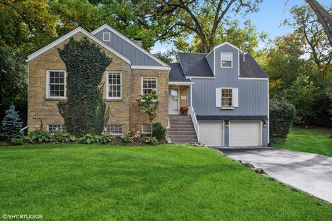 115 E Tower Dr, Tower Lakes, IL 60010 photo 1