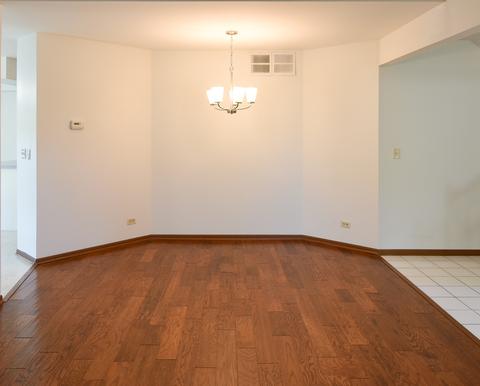 702 Sutton Cir, Wheeling, IL 60090 photo 6