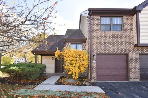 702 Sutton Cir, Wheeling, IL 60090 photo 2