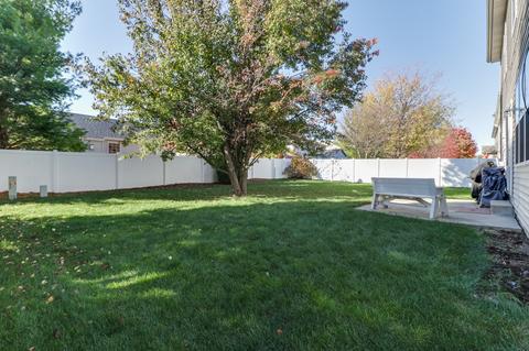 1511 Torrey Pines Rd, Normal, IL 61761 photo 39