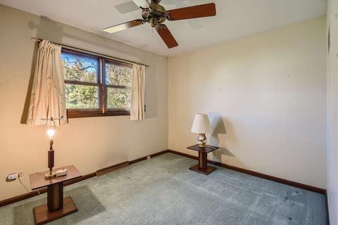 986 Marlene Ave, Elgin, IL 60123 photo 16