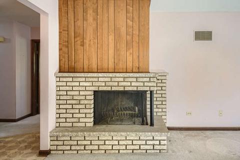 986 Marlene Ave, Elgin, IL 60123 photo 5