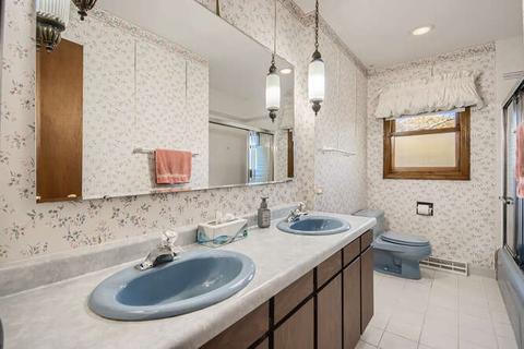 986 Marlene Ave, Elgin, IL 60123 photo 17
