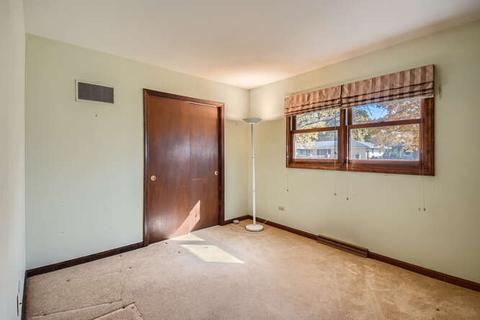 986 Marlene Ave, Elgin, IL 60123 photo 18