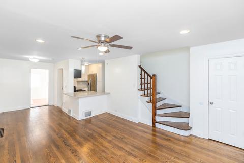 719 E 105th Pl, Chicago, IL 60628 photo 2