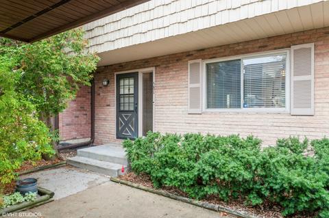 581 Custer Ct, Wheeling, IL 60090 photo 1