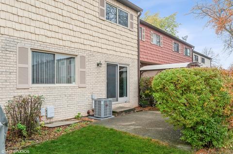 581 Custer Ct, Wheeling, IL 60090 photo 10