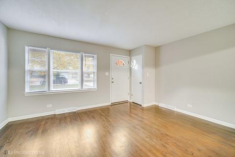 1218 Pershing Ave, Wheaton, IL 60189 photo 10