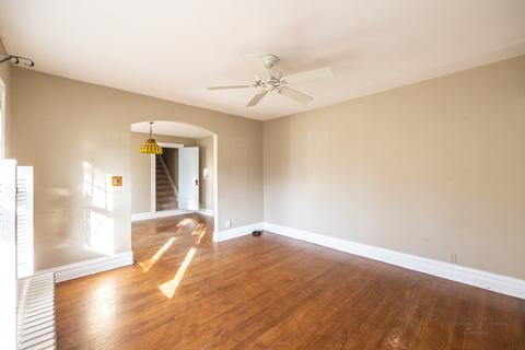 862 Shuler St, Elgin, IL 60123 photo 6