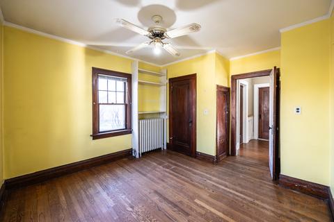 862 Shuler St, Elgin, IL 60123 photo 9
