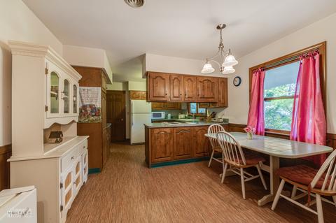 1420 Camel Rd, Aurora, IL 60505 photo 5