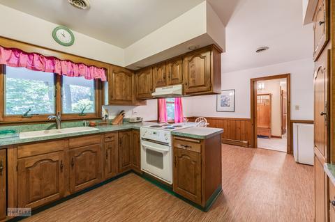 1420 Camel Rd, Aurora, IL 60505 photo 9