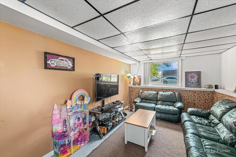8008 Kasson Rd, Harvard, IL 60033 photo 13