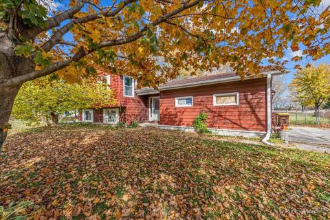 8008 Kasson Rd, Harvard, IL 60033 photo 1