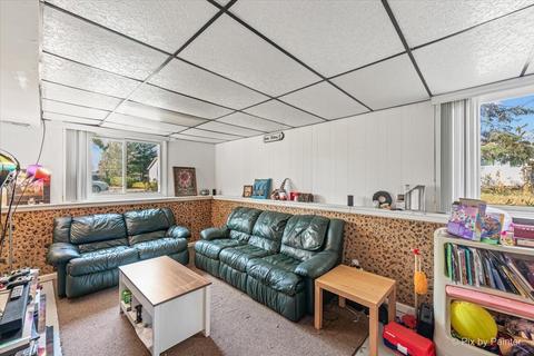 8008 Kasson Rd, Harvard, IL 60033 photo 12