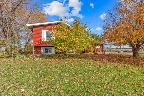 8008 Kasson Rd, Harvard, IL 60033 photo 17