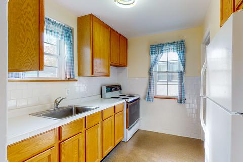 153 E Burlington St, Riverside, IL 60546 photo 8