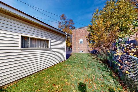 153 E Burlington St, Riverside, IL 60546 photo 18