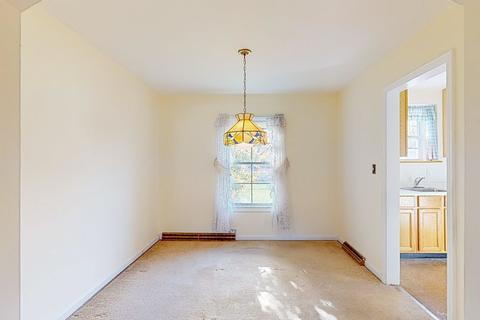 153 E Burlington St, Riverside, IL 60546 photo 6