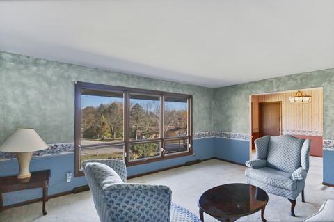 611 Gaslight Dr, Algonquin, IL 60102 photo 4