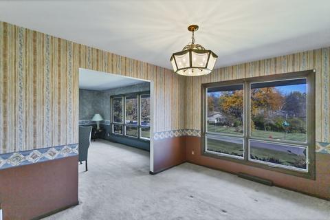 611 Gaslight Dr, Algonquin, IL 60102 photo 5