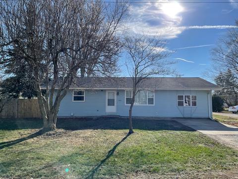 209 E River Rd, Tolono, IL 61880 photo 1