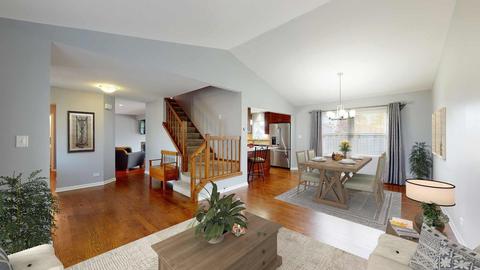 835 N Dexter Ln, Hoffman Estates, IL 60169 photo 4