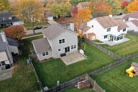 835 N Dexter Ln, Hoffman Estates, IL 60169 photo 2
