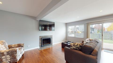 835 N Dexter Ln, Hoffman Estates, IL 60169 photo 13