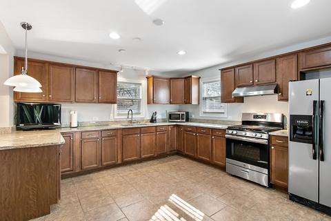 540 E 147th Pl, Harvey, IL 60426 photo 5
