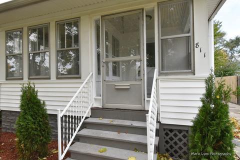 811 Watson St, Aurora, IL 60505 photo 3