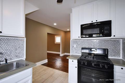811 Watson St, Aurora, IL 60505 photo 12
