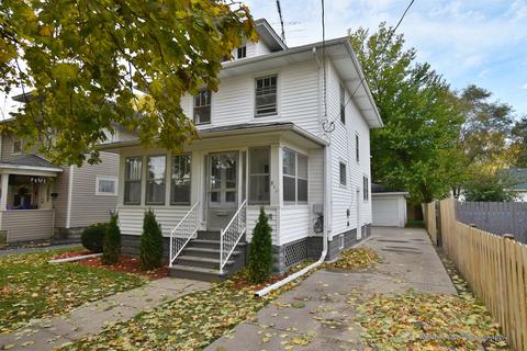 811 Watson St, Aurora, IL 60505 photo 1