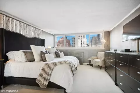 30 E Division St #8DE, Chicago, IL 60610 photo 11